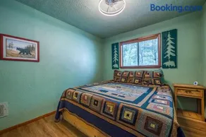 Roadrunner - Cozy Cabin - Whirlpool and Hot Tub - Image 5