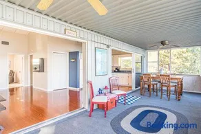 Ozello Coastal Lodge Your Tranquil Waterfront Retreat Sleeps 6 Private Dock Dog Ok - Image 4