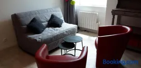 Triplex tout confort, plein centre ville Bauge en Anjou - Image 3