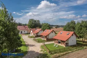 Ostoja Lemany - domki na Kaszubach, sauna, balia-jacuzzi, plac zabaw, tyrolka , dwa boiska, miejsce na ognisko, grill gazowy - Image 2