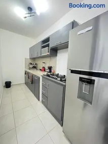 Noir Beach Suite - Image 4