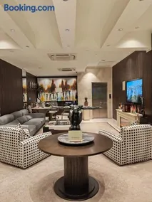 Boutique Hotel - Image 2