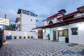 Reliance Inn Residence - Image 2
