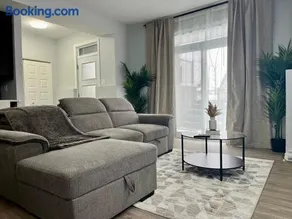 Charming & Cozy apartment of 2 bedrooms with Free Parking - Image 1