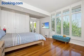 Paw Up Villa - entertainer delight - Image 5