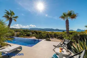 Villa mit Terrasse, Pool und Grill | Meerblick - Image 1