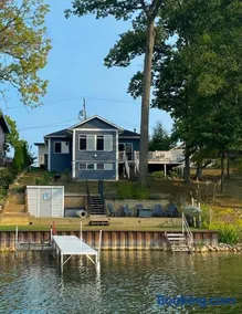 Pine Lake All-Sports Lakefront w Dock & Kayak - Image 1