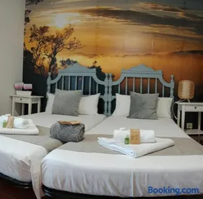 Hostal Urries Restaurante - Image 1