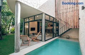 Luxury Jungle Villa-Pvt Pool -100mbs- Concierge 8A - Image 1