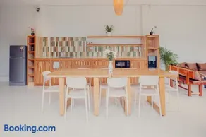 Ark Guesthouse - Image 4
