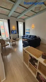 2 Bedrooms Appartement In Central Location on the famous Place Massena Nice - Image 2