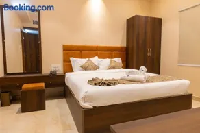 LK GRAND HOME - Image 1