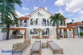 Gijang The Beach House - Image 3