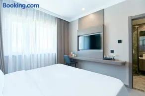 Harbin Airport Lake View Hotel 哈港酒店 - Image 3