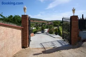 Finca y Casa Rural Los Huertos - Image 1
