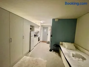 A one room apartment, Cozy and calm - Image 2