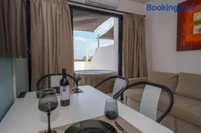 Pernera One Suites in Pernera Protaras - Image 2