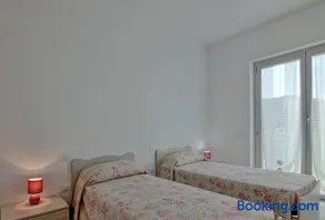 Palazzina Romani-Romani Holidays Apartments - Image 3