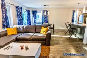 Appartment 2BR 4 beds AC wi-Fi Smart TV FreeParking - Image 1