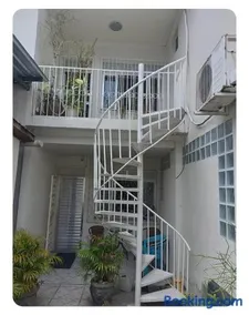 Simplicidade e localização privilegiada no coração de Adrianópolis em Manaus - Image 1