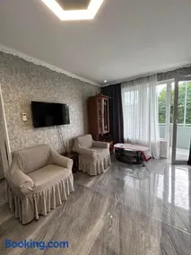 მყუდრო აპარტამენტი ანაკლიაში, Cozy Apartment in Anaklia - Image 1