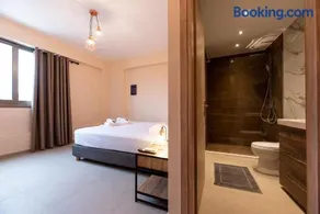 Mini Suites Near Athen's Airport Free Shuttle From and to Athen's Airport - Image 1