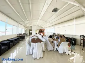 Hotel Lomas Inn - Image 3