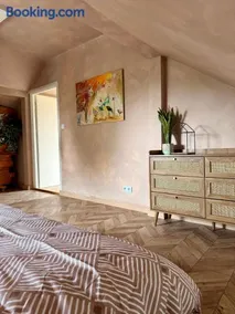 Apartament pod miastem z jacuzzi - Image 1