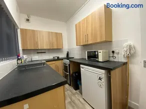 Nice Living Serviced Accommodations 3 - Image 4