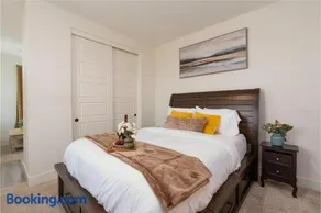 Bakersfield 1BR - Private Entrance, Workspace & AC - Image 4