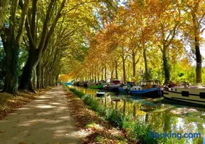 Le Repos du Canal Wifi Parking Piscine Terasse - Image 3