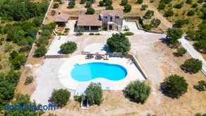 Lavanda Mansion - Image 2