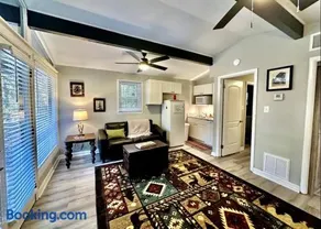 Peaceful Woodland Cabin near Callaway Gardens - Image 2