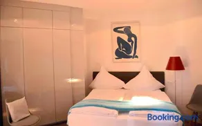 Exklusive 2-Zimmer-Wohnung am Schloss Bensberg - Image 2