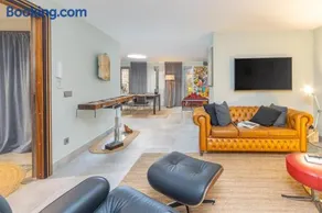 Kel Domènech Luxury Apartment - Image 1
