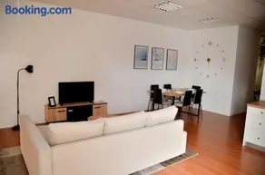 Studio D&T - Image 2