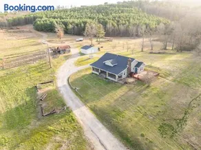 Stunning Views Gated Mountain Retreat 20 Acres - Image 2