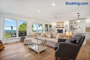 Beachfront Haven - Sunset Views - Hot Tub - BBQ - Family Friendly - Image 3