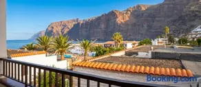 Comfortable bungalow in Santiago del Teide - 60 m² with balcony - Image 1
