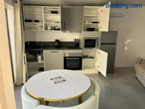 Maisonnette - Image 3