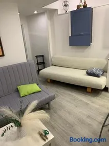 Apartamento con piscina - Image 5