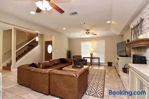 River Park Oasis - Image 2