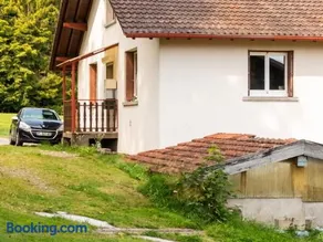 Appartement confortable à Cleurie avec jardin - Image 1