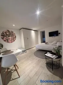 Noelle apartment - Image 1