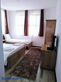 Guesthouse White Margarit - Image 5