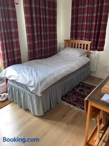 The Cabin - Image 4