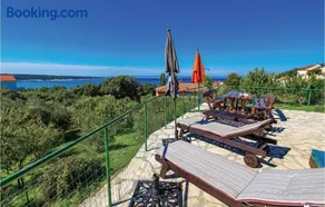Gorgeous Apartment In Supetarska Draga With Sauna - Image 3