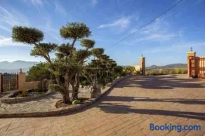 Villa Loaisa - Image 1
