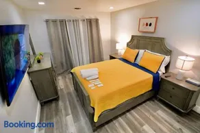 The Modern Suite - 2BR Close to NYC - Image 3
