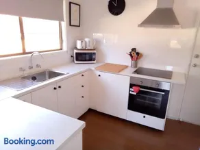 The Husky House or Little Husky Studio Suite - Image 2